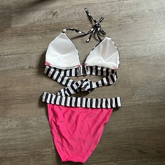 NWT 2 pc black & pink polka dot Halter neck bikini set Size L junior - Picture 2 of 6